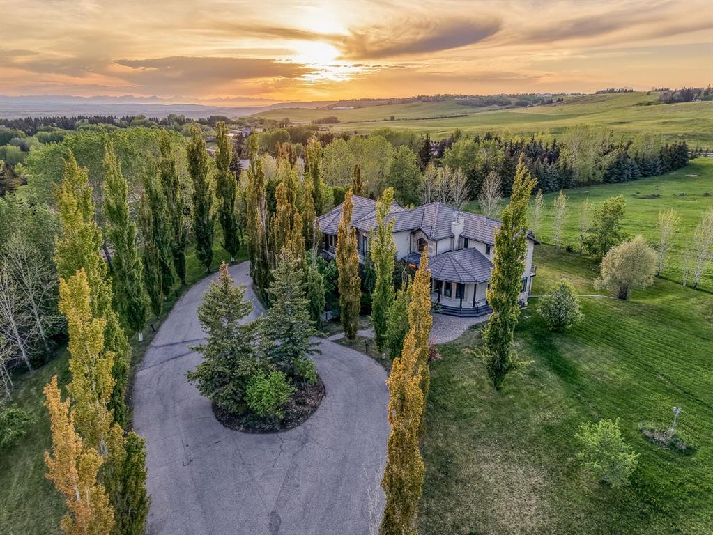 Picture of 40 Blueridge Bay , Rural Rocky View County Real Estate Listing