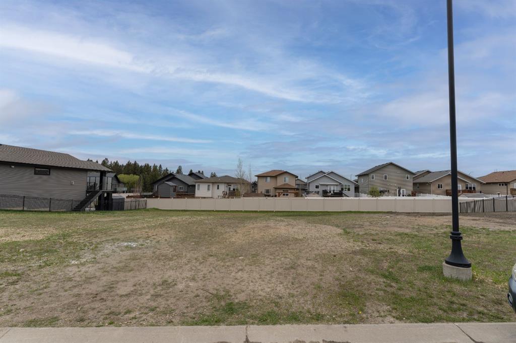 Picture of 10 Tyrrell Place , Red Deer Real Estate Listing