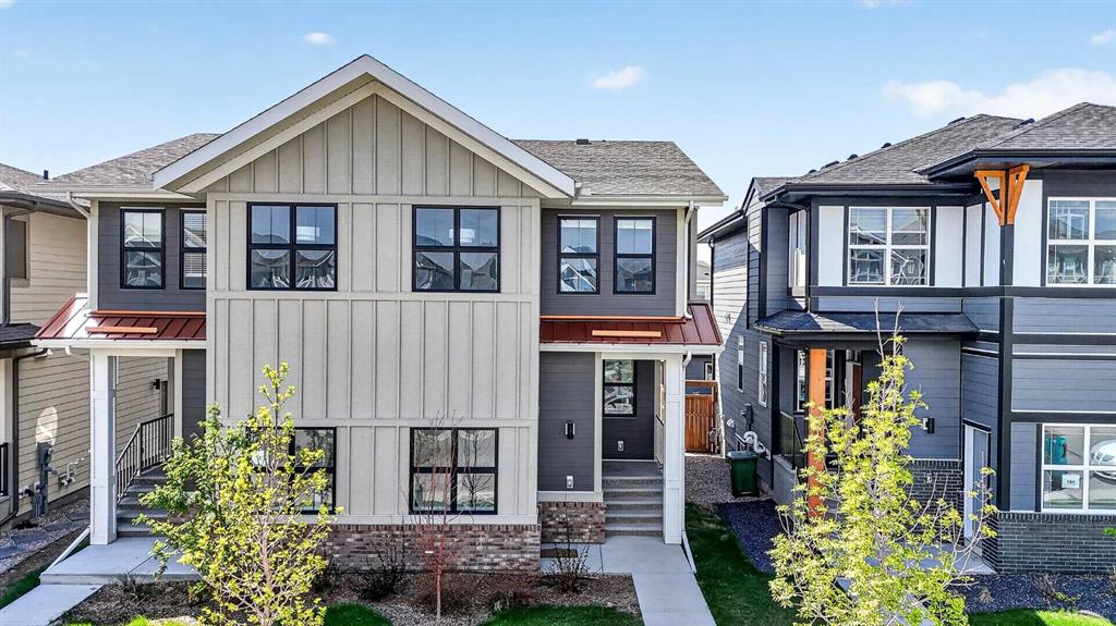 Picture of 195 Magnolia Terrace SE, Calgary Real Estate Listing