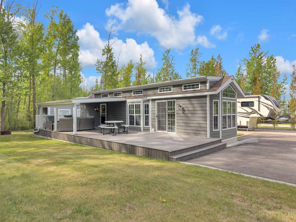 Picture of 28, 41310 Range Road 282  , Rural Lacombe County Real Estate Listing