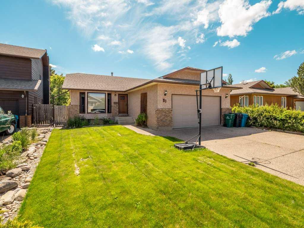 Picture of 51 Wildwood Crescent W, Lethbridge Real Estate Listing