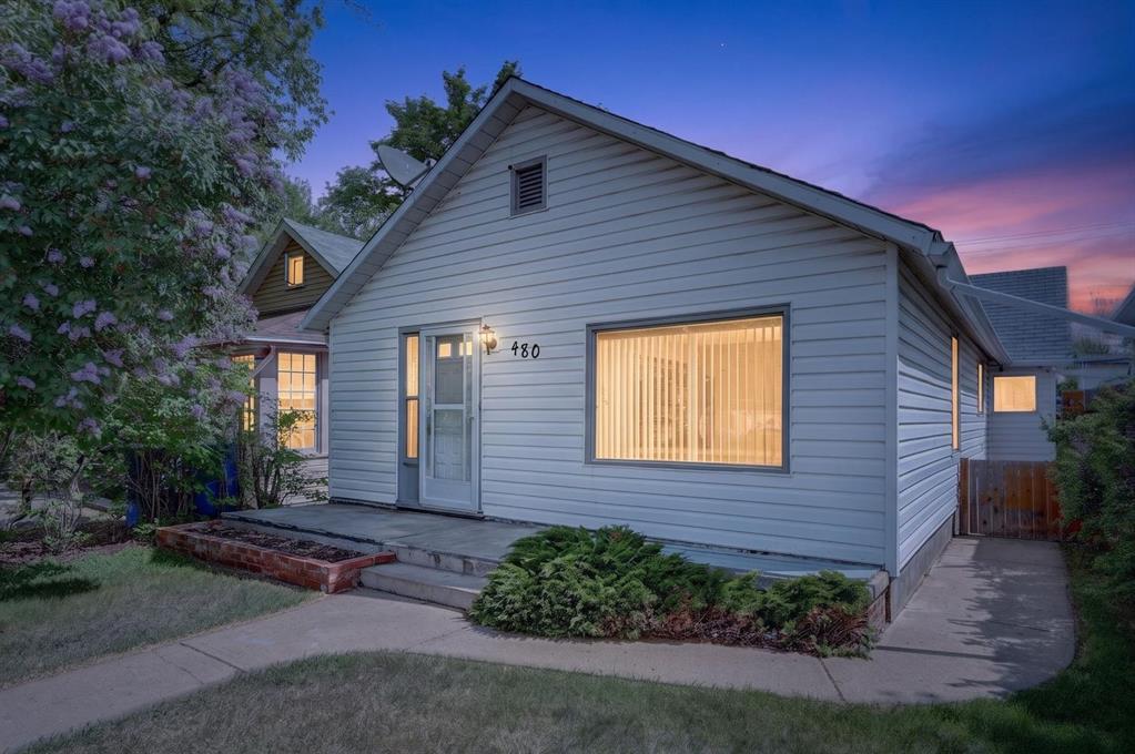 Picture of 480 5 Street E, Drumheller Real Estate Listing