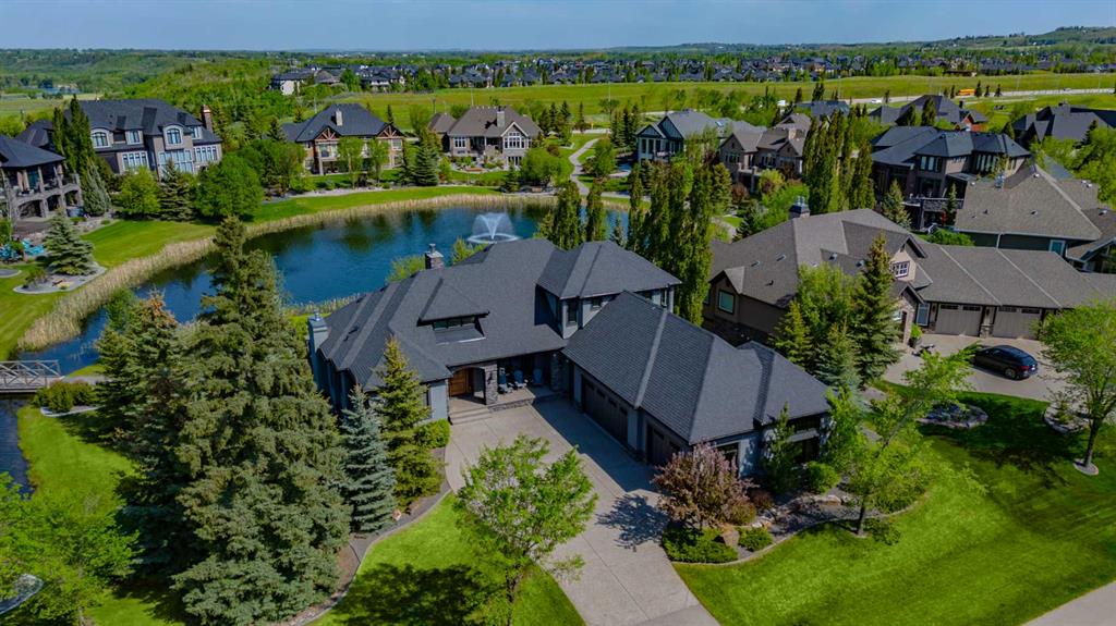 Picture of 6 Heaver Gate , Heritage Pointe Real Estate Listing