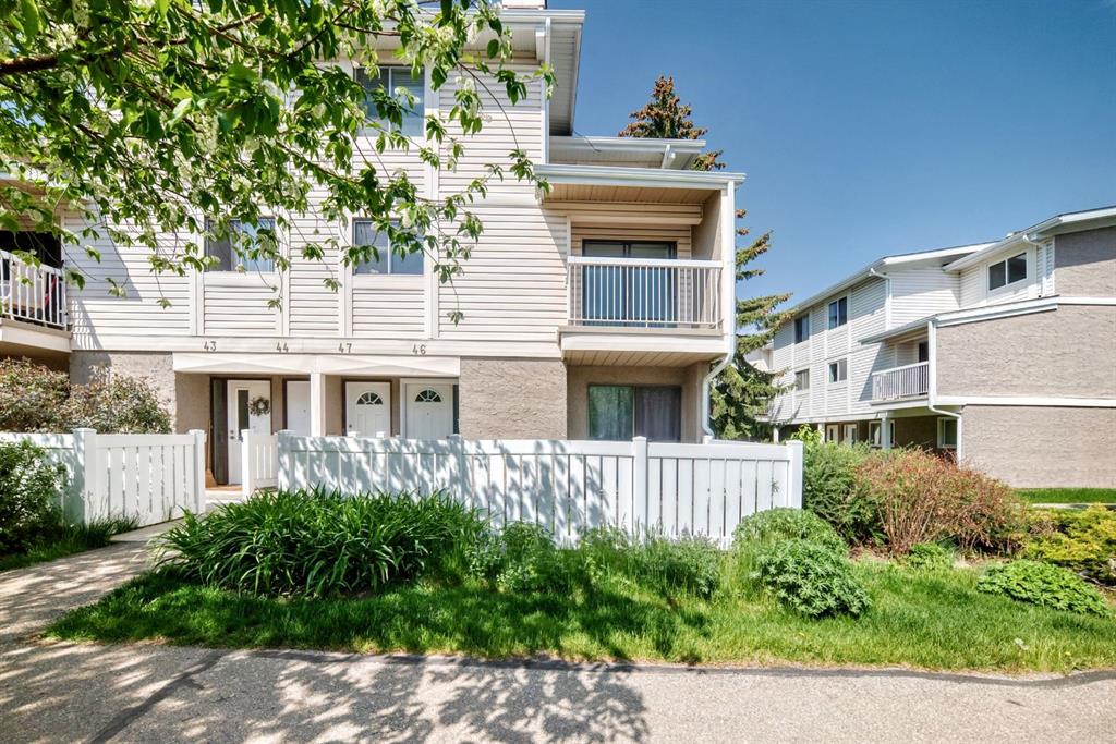 Picture of 46, 3015 51 Street SW, Calgary Real Estate Listing