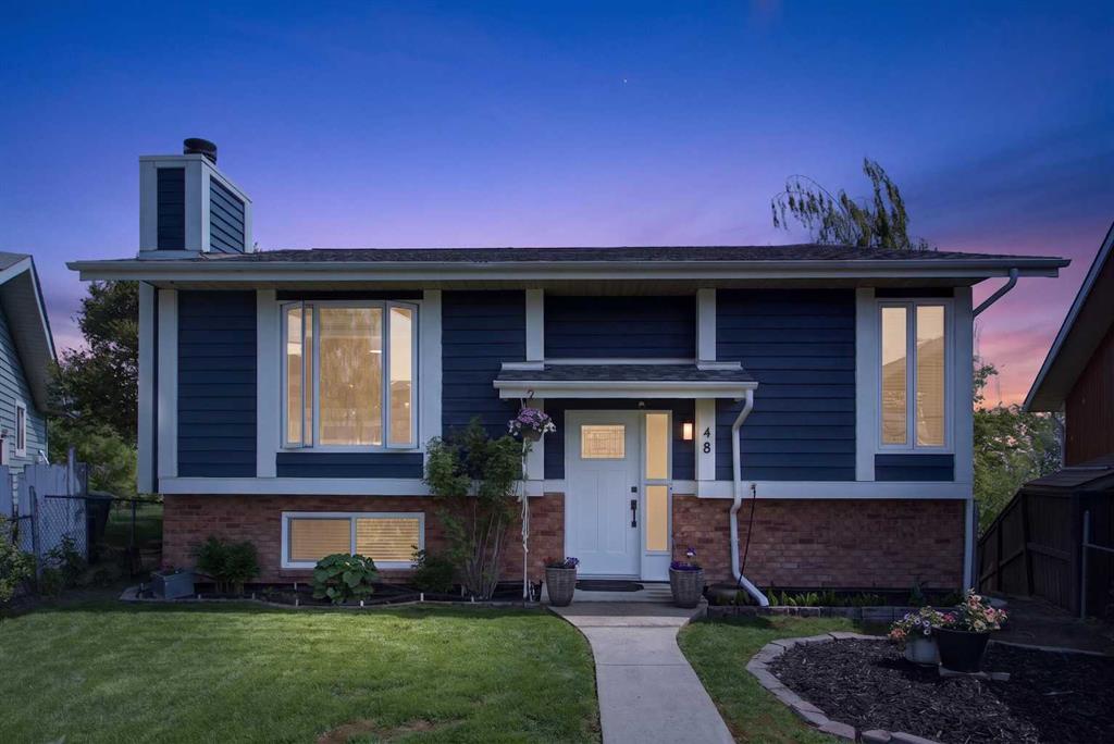 Picture of 48 Shawcliffe Place , Calgary Real Estate Listing
