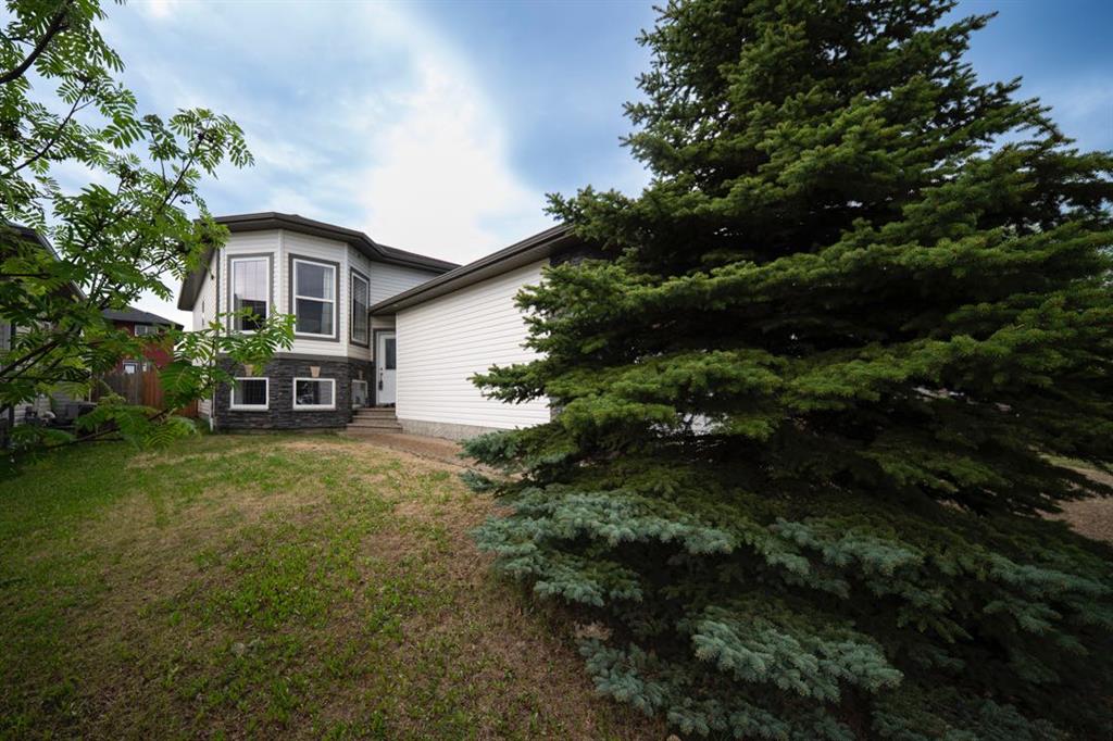 Picture of 162 Pearl Bay , Fort McMurray Real Estate Listing