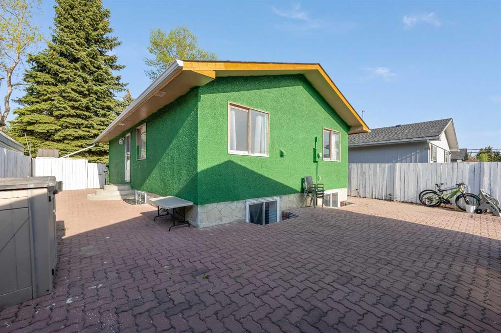 Picture of 3050 30A Street SE, Calgary Real Estate Listing