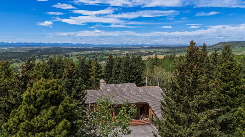 Picture of 75 Anatapi Lane SW, Calgary Real Estate Listing