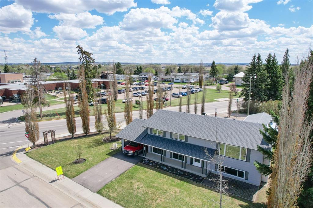 Picture of 5607 48 Avenue , Lacombe Real Estate Listing