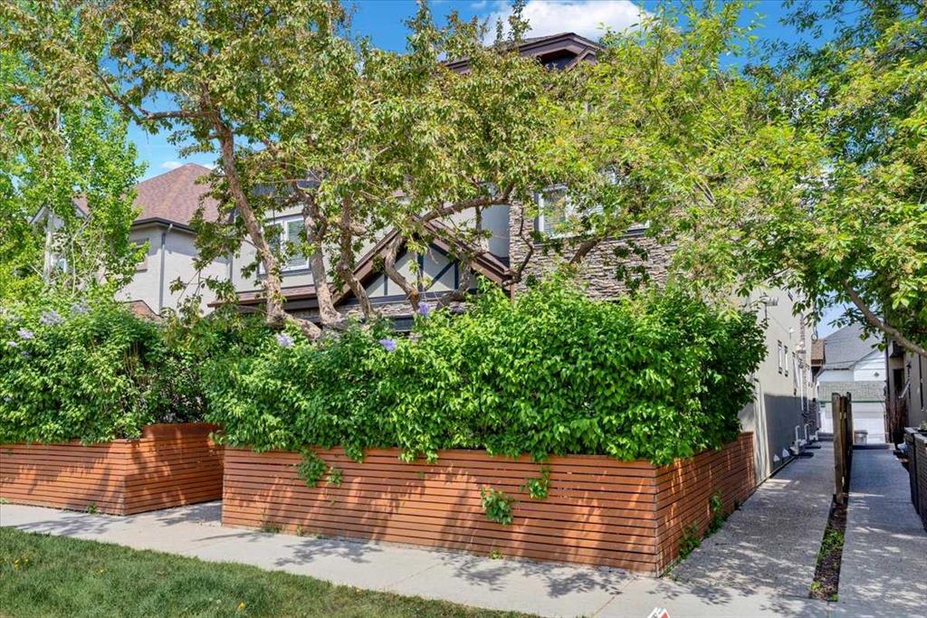 Picture of 2, 3712 16 Street SW, Calgary Real Estate Listing