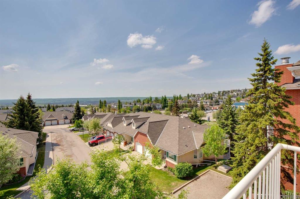 Picture of 2301, 2000 Sienna Park Green SW, Calgary Real Estate Listing