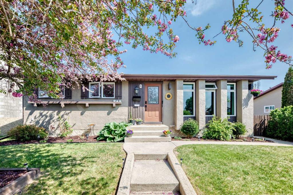 Picture of 8 Haliburton Crescent , Red Deer Real Estate Listing