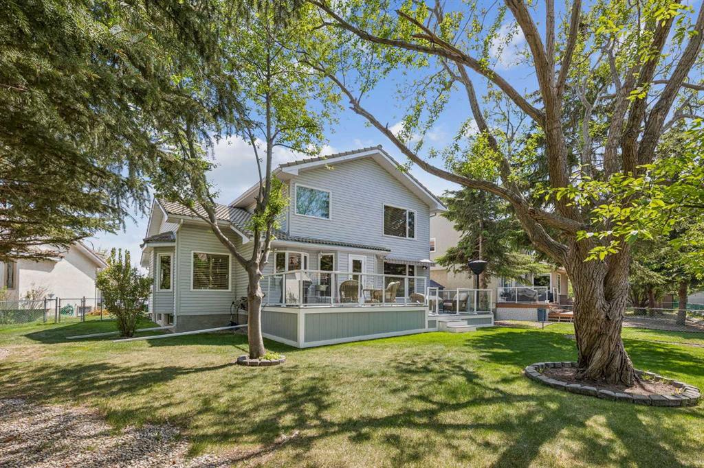 Picture of 187 Hampshire Close NW, Calgary Real Estate Listing