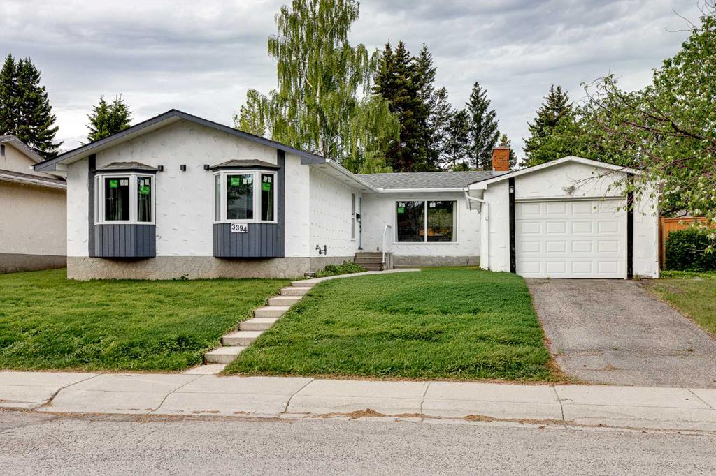 Picture of 3394 Breton Close NW, Calgary Real Estate Listing