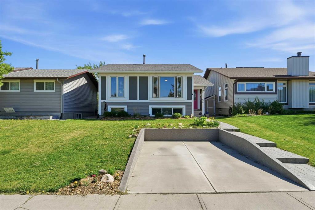 Picture of 420 Summerwood Place SE, Airdrie Real Estate Listing