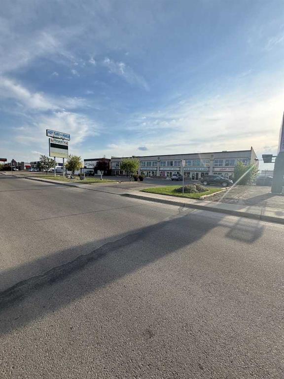 Picture of 2 & 3, 6782 50 Avenue , Red Deer Real Estate Listing