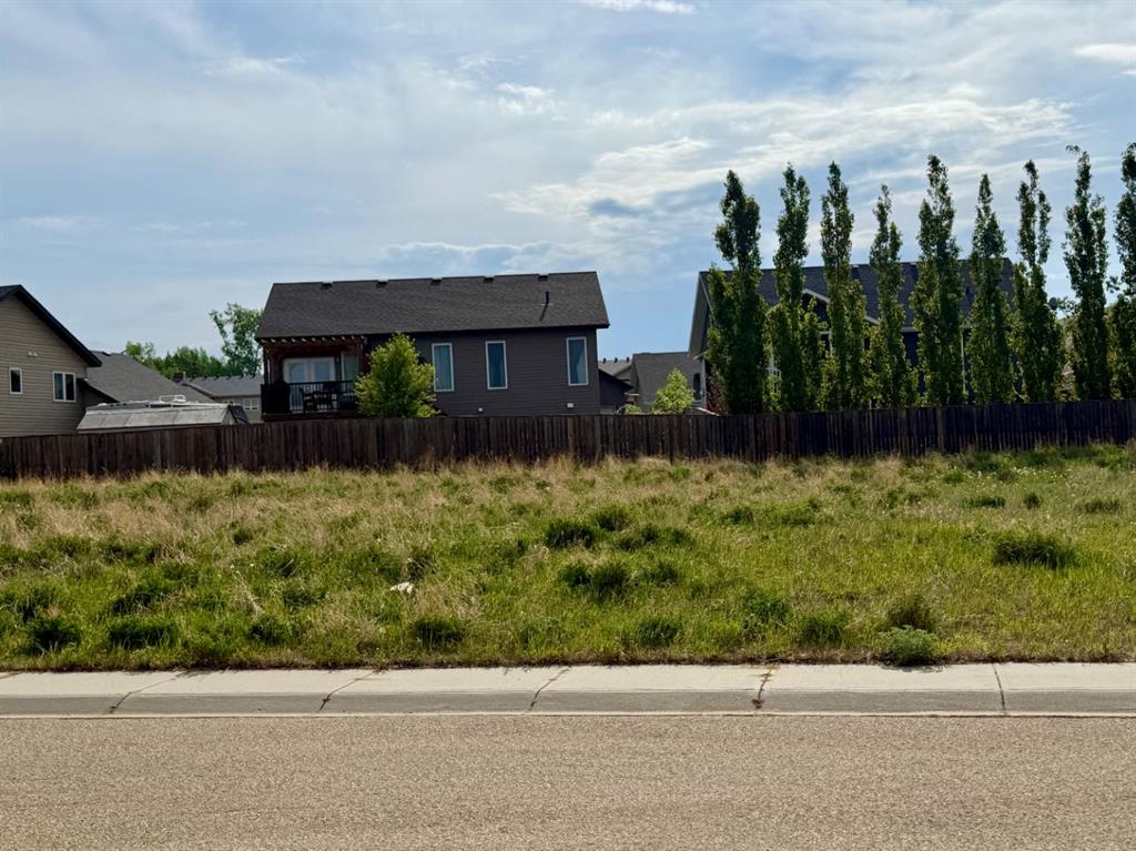 Picture of 4009 42 StreetClose , Ponoka Real Estate Listing