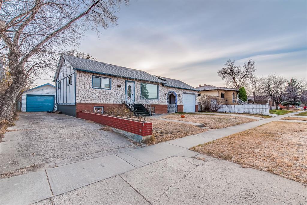 Picture of 219 4 Street SE, Redcliff Real Estate Listing