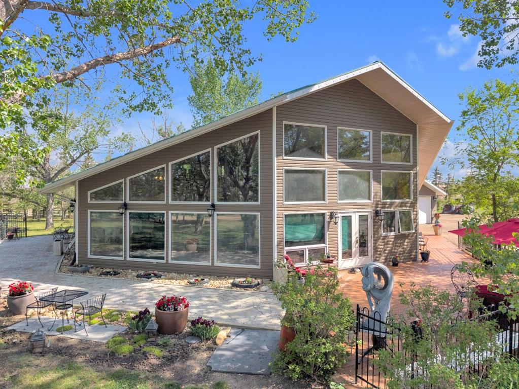 Picture of 311037 Range Road 220  , Rural Kneehill County Real Estate Listing