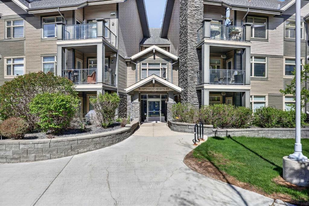 Picture of 216, 35 Aspenmont Heights SW, Calgary Real Estate Listing