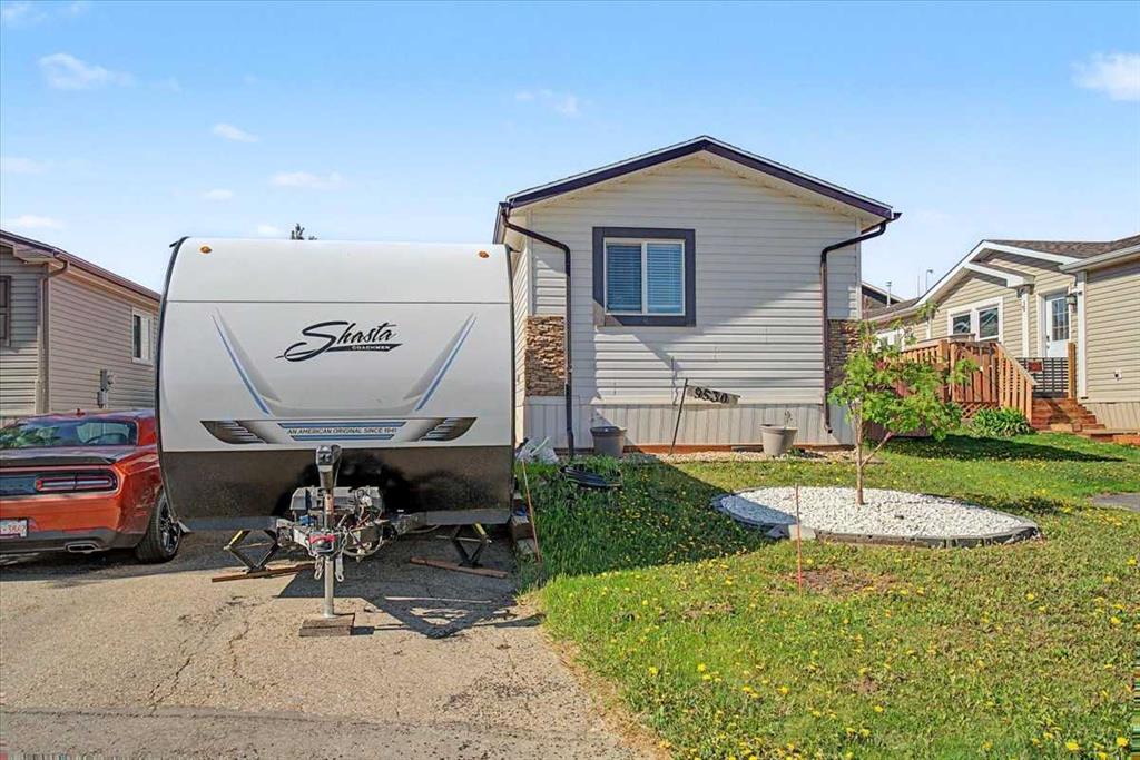 Picture of 9530 112 Avenue , Clairmont Real Estate Listing