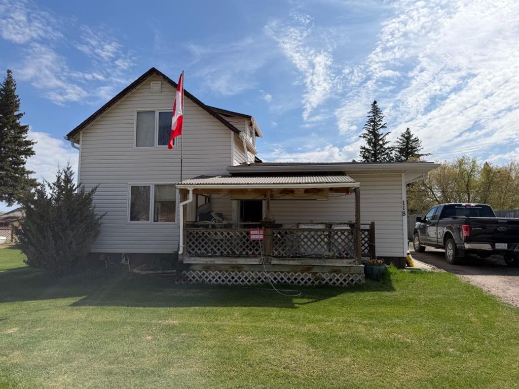 Picture of 118 2 Street W, St. Walburg Real Estate Listing