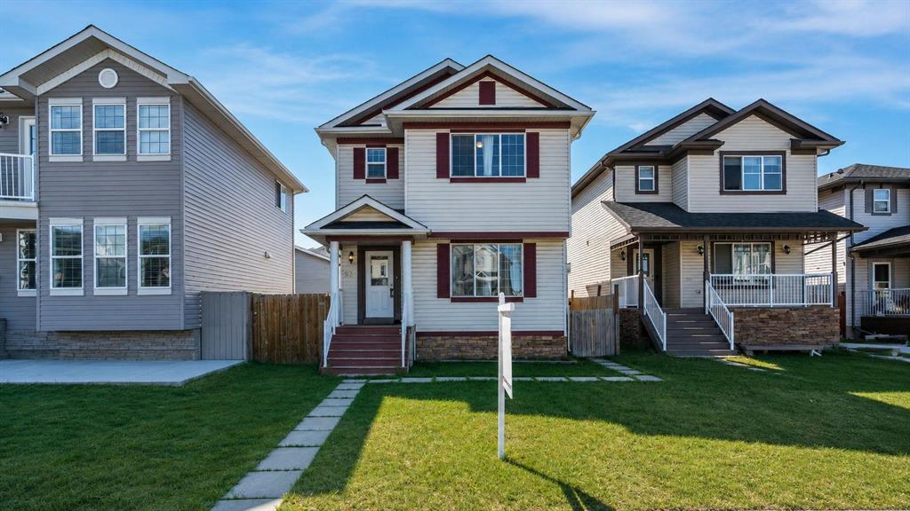Picture of 23 Taralake Road NE, Calgary Real Estate Listing