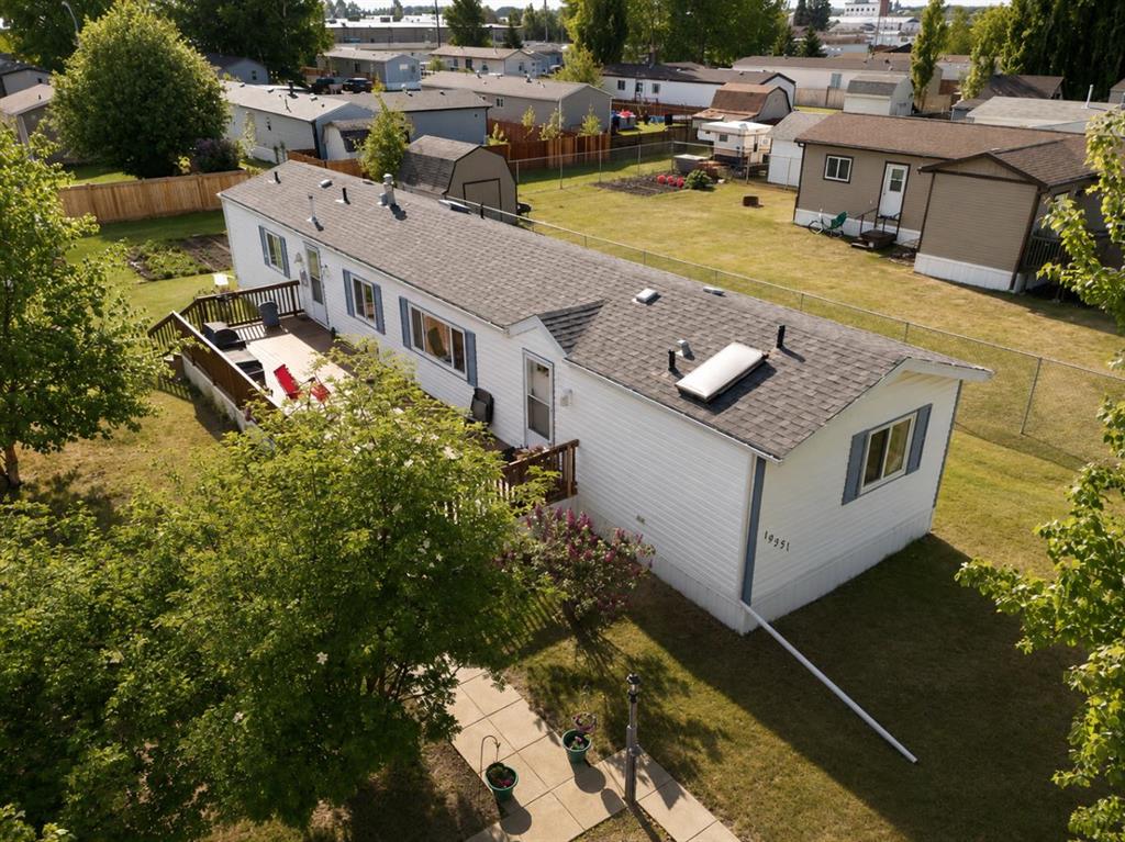Picture of 10521 102A Street , La Crete Real Estate Listing