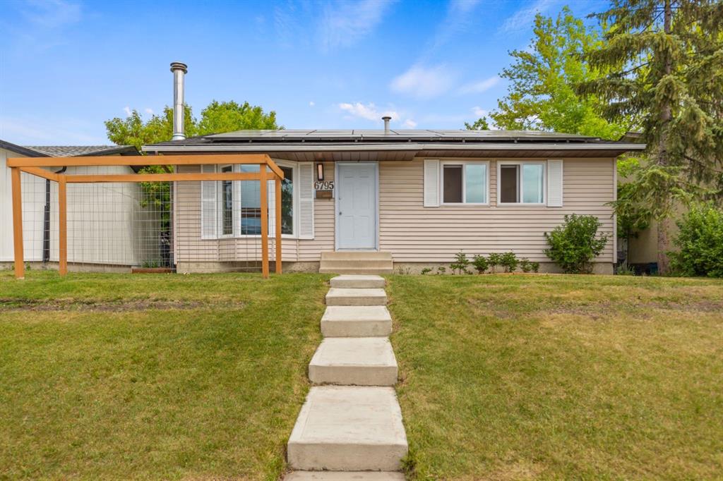 Picture of 6795 Malvern Road NE, Calgary Real Estate Listing