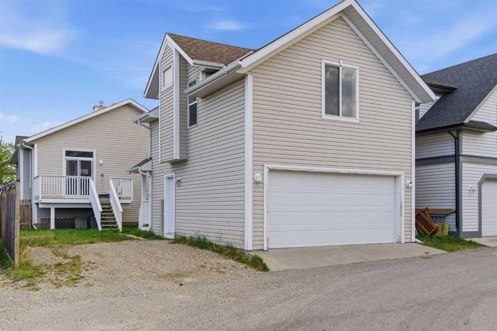 Picture of 68 Silver Springs Way  , Airdrie Real Estate Listing