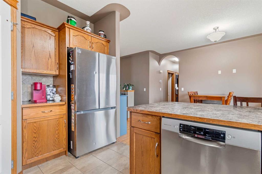 Picture of 210 Morris Place , Didsbury Real Estate Listing