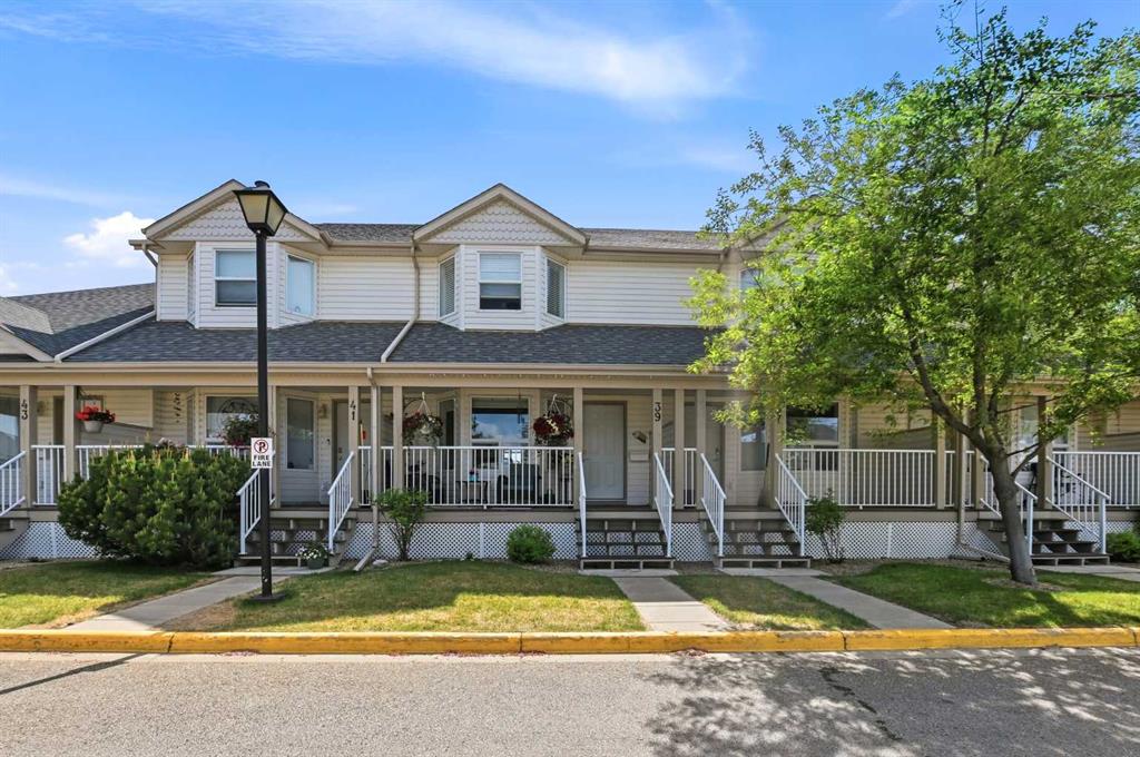 Picture of 39, 33 Donlevy Avenue , Red Deer Real Estate Listing