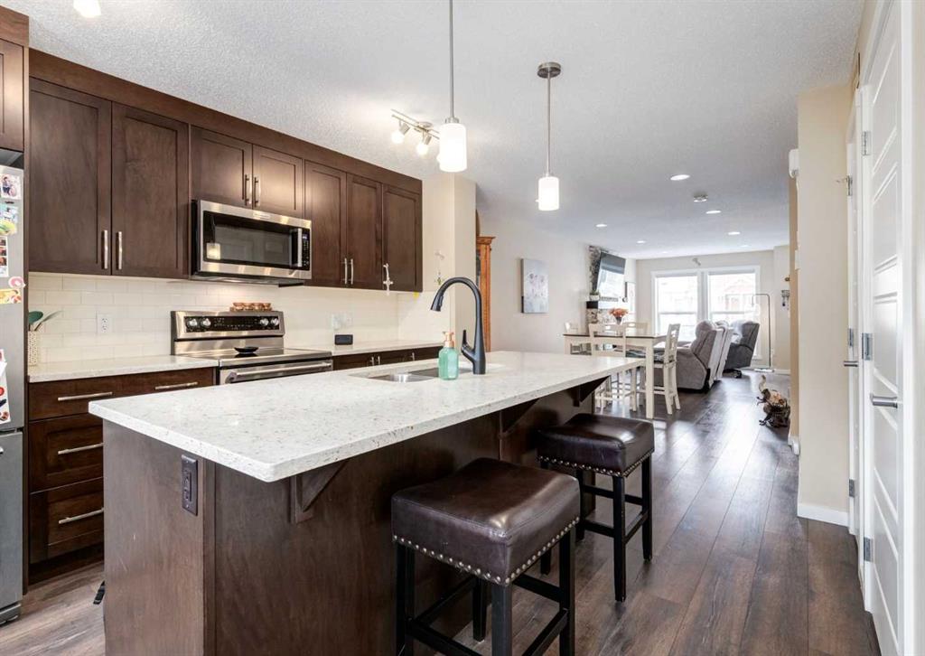 Picture of 606 Cranford Mews SE, Calgary Real Estate Listing