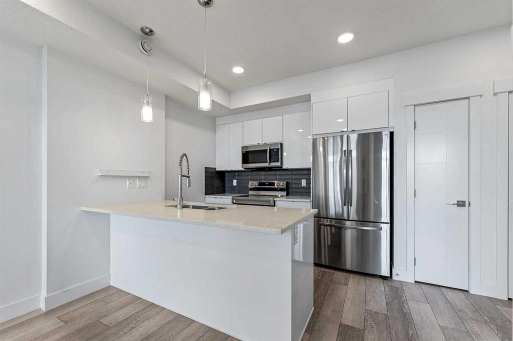 Picture of 19645 48 Street SE, Calgary Real Estate Listing