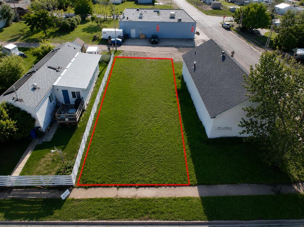 Picture of 9828 99 Street , Wembley Real Estate Listing