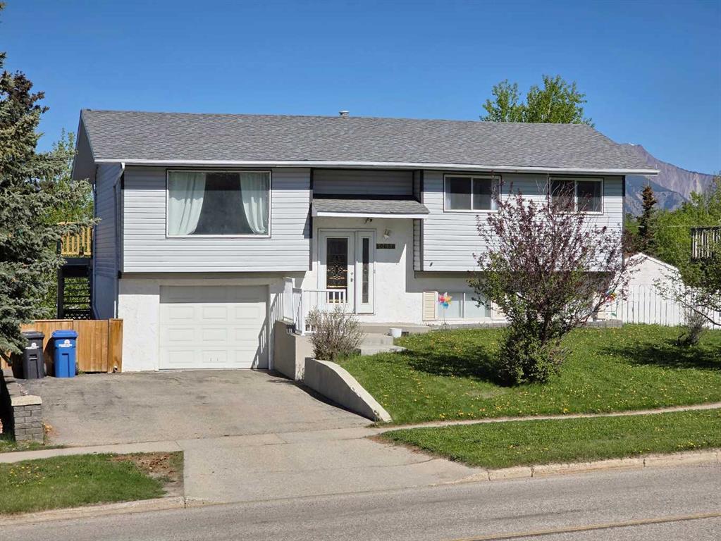 Picture of 10638 Shand Avenue  , Grande Cache Real Estate Listing