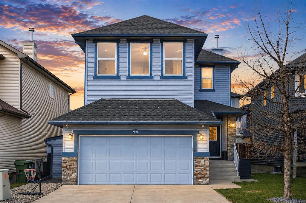 Picture of 98 Evanscove Circle NW, Calgary Real Estate Listing