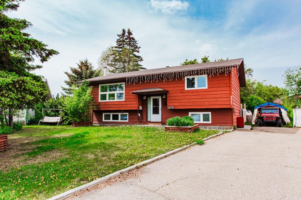 Picture of 9332 70A Avenue , Grande Prairie Real Estate Listing