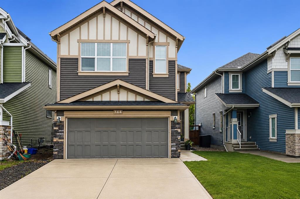 Picture of 144 Sunrise View , Cochrane Real Estate Listing