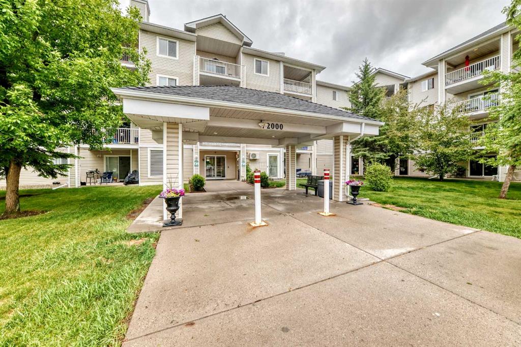 Picture of 2215, 6224 17 Avenue SE, Calgary Real Estate Listing