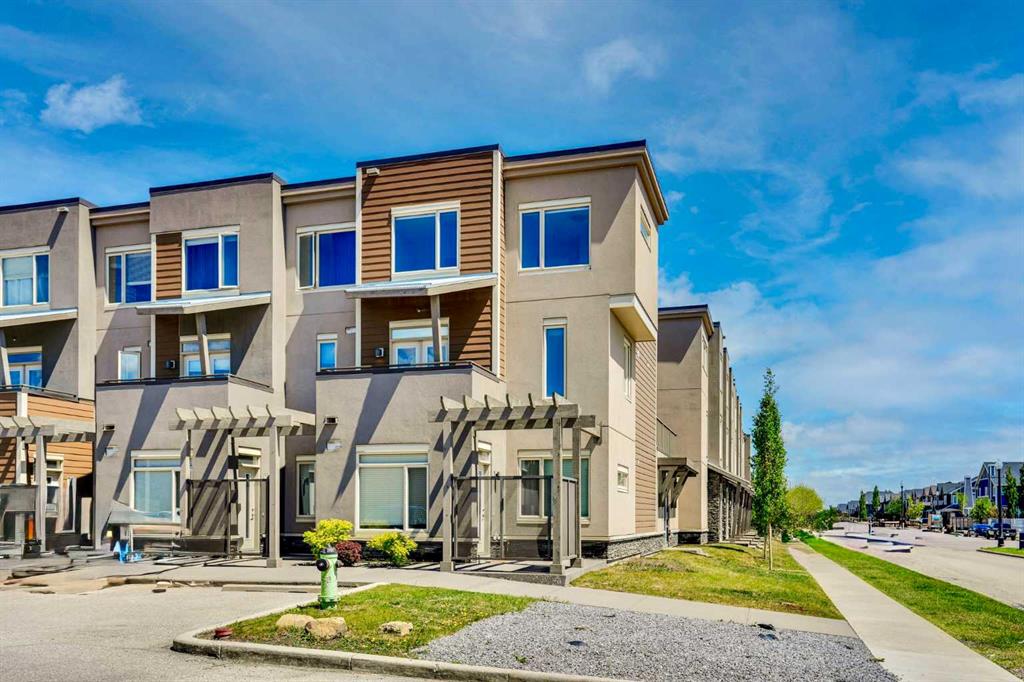Picture of 201, 10 Westpark Link SW, Calgary Real Estate Listing