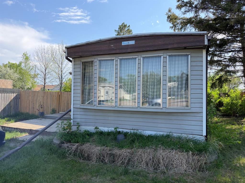 Picture of 17 2 Avenue E, Marshall Real Estate Listing