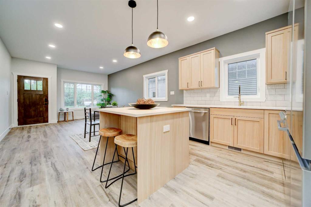 Picture of 1179 James Avenue , Pincher Creek Real Estate Listing