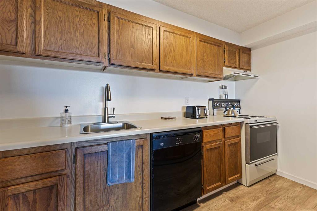 Picture of 1506, 9800 Horton Road SW, Calgary Real Estate Listing