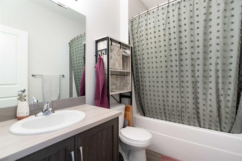 Picture of 412, 250 Fireside View , Cochrane Real Estate Listing
