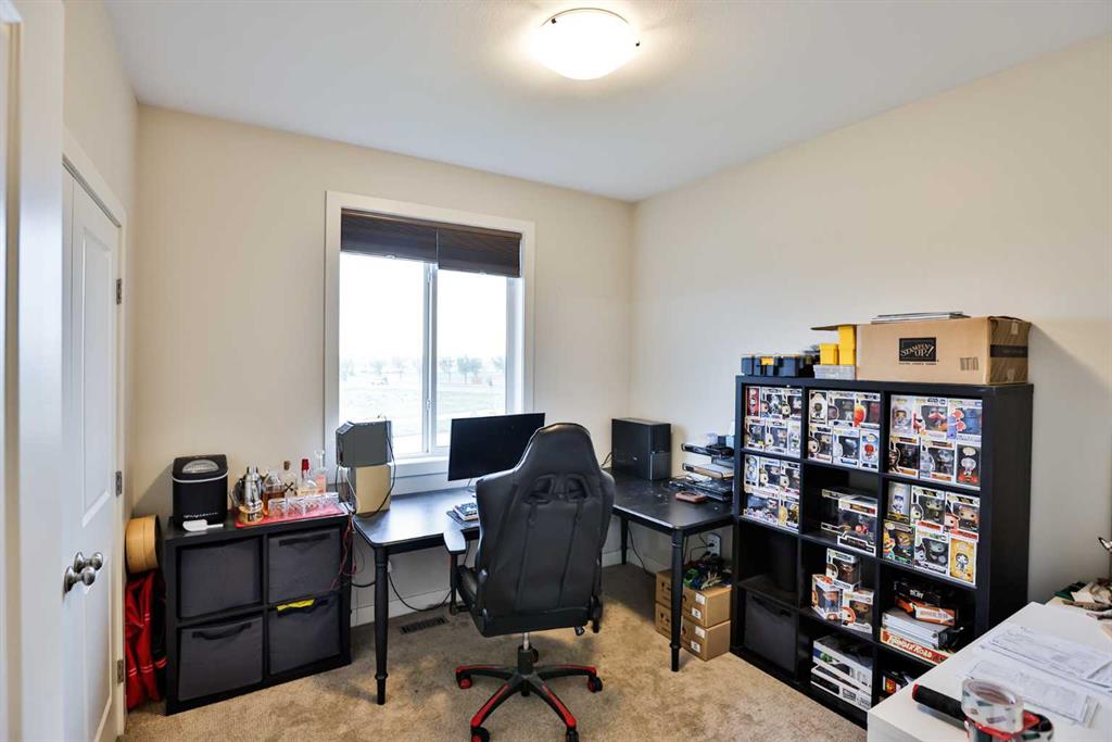 Picture of 865 Atlantic Cove W, Lethbridge Real Estate Listing