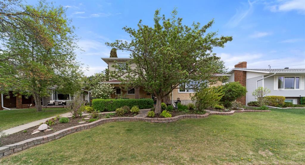 Picture of 4311 66 Street , Camrose Real Estate Listing