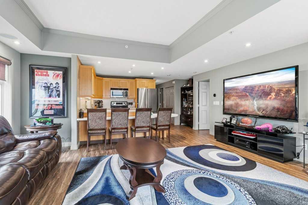 Picture of 401, 5100 Lakeshore Drive , Sylvan Lake Real Estate Listing