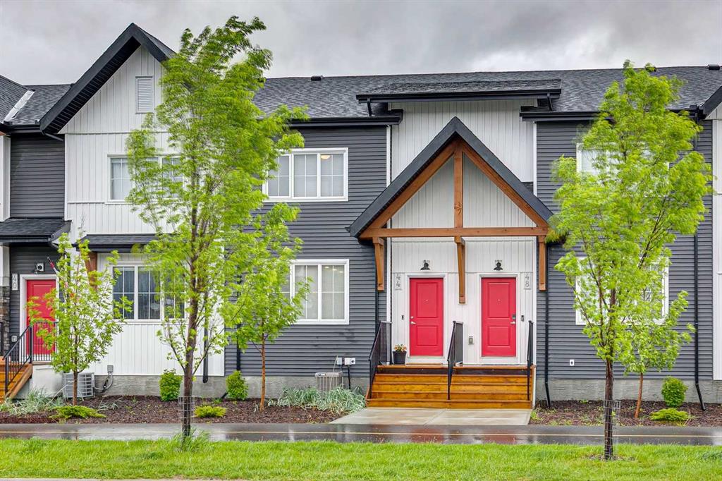 Picture of 44 Creekside Boulevard SW, Calgary Real Estate Listing
