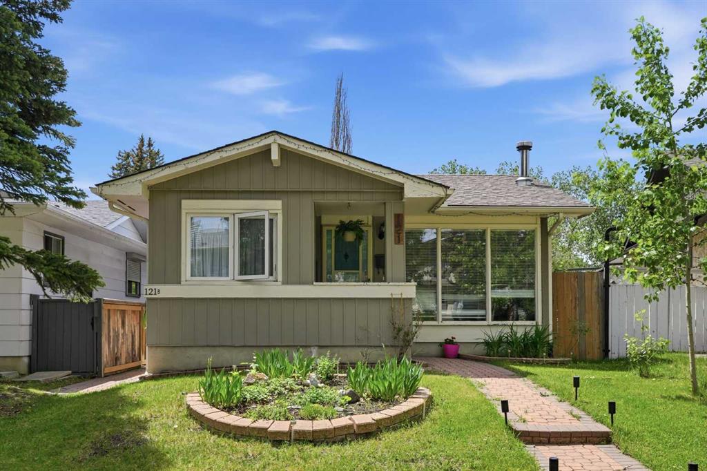 Picture of 121 Sunbank Way SE, Calgary Real Estate Listing